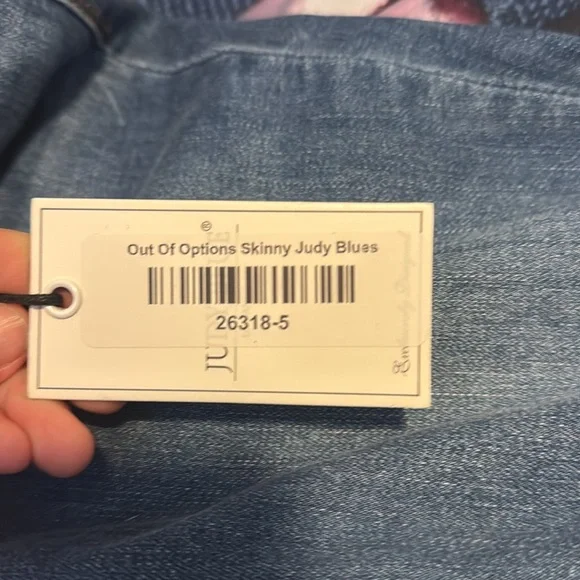NWT Judy Blue Skinny Jeans - Picture 3 of 4